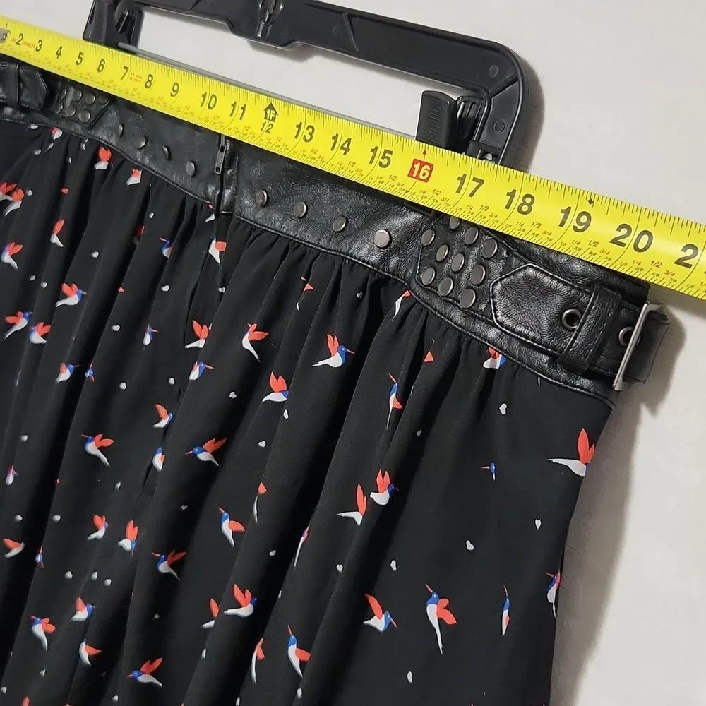 Torrid Skater Skirt Women’s 20 Black Hummingbird Heart Print Flowy Plus Size